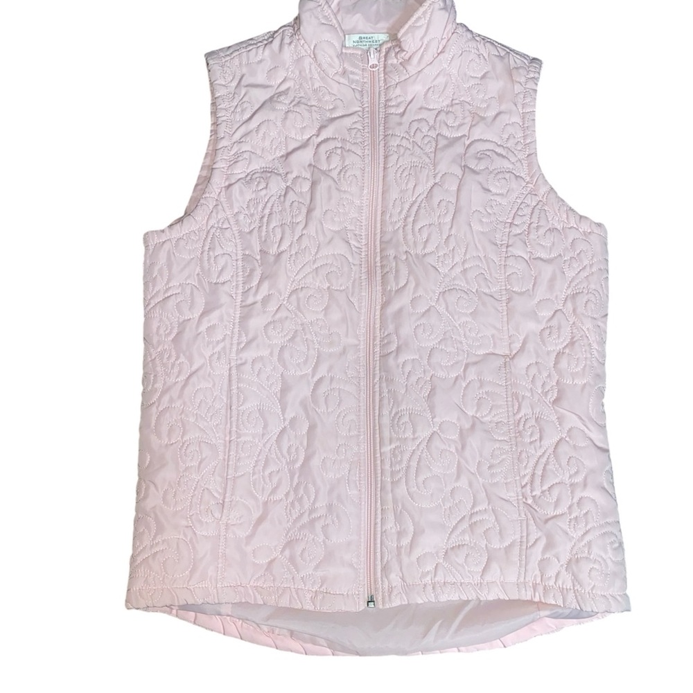 * Great Northwest Clothing Company medium women’s quilted Light Pink puffer Vest